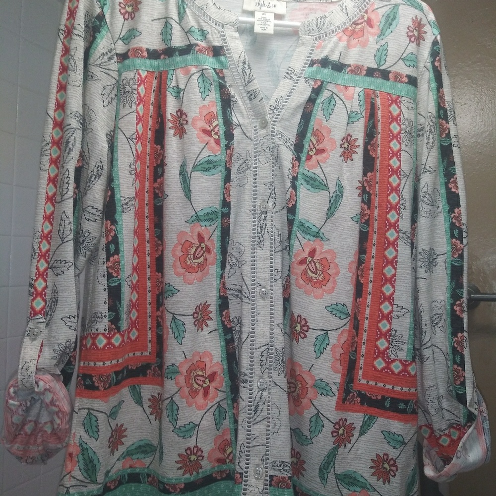 Style and co shirt